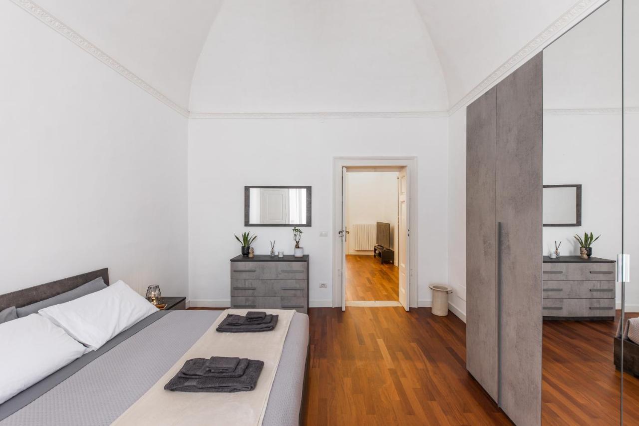 Casa Dei Visionari Lägenhet Bari Exteriör bild